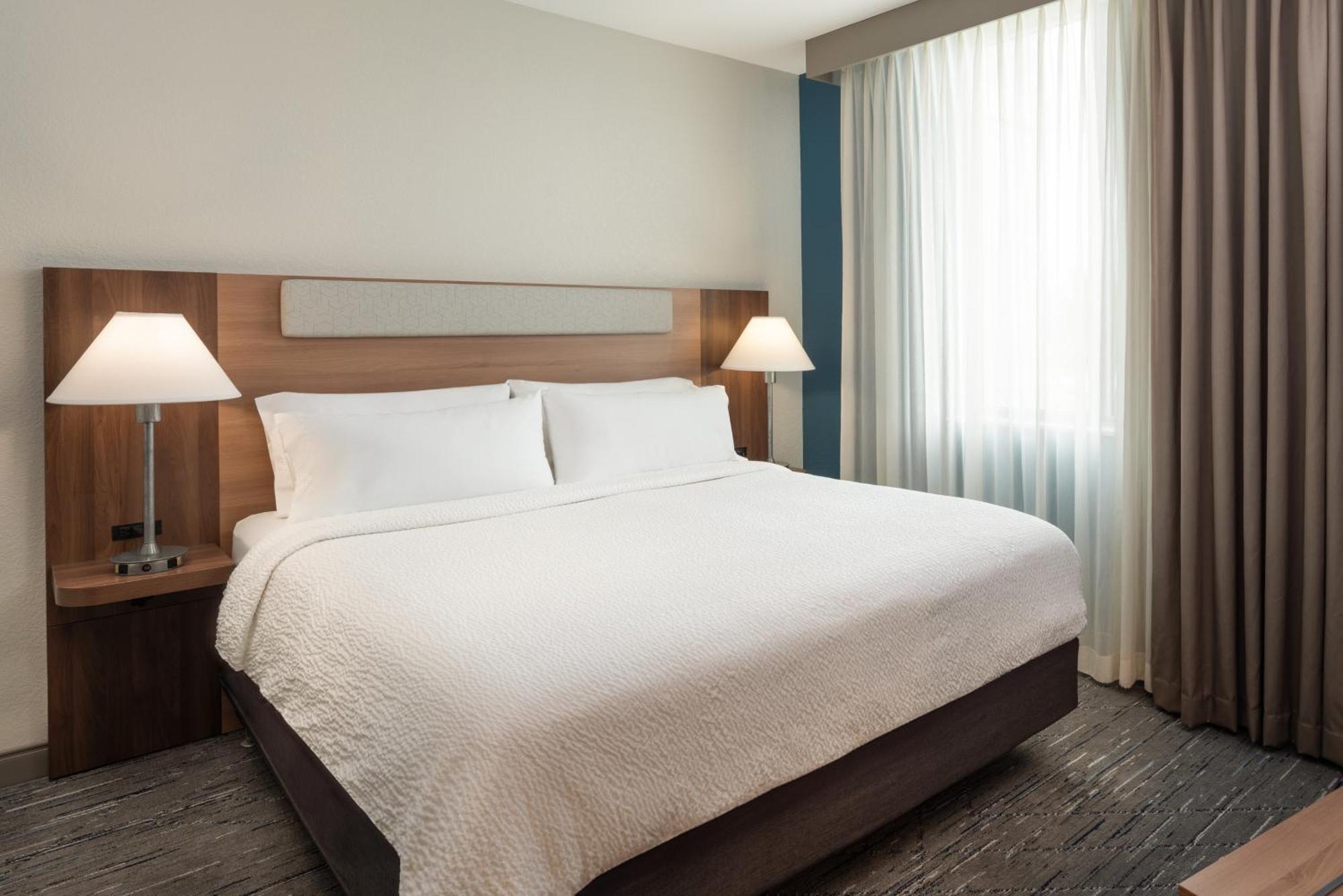 Holiday Inn Express Miami Airport-Blue Lagoon Area By Ihg Miami Springs Exteriér fotografie